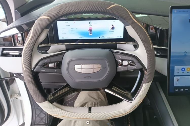 Used Geely Auto FX11 2024 1.5TD DCT Dragon Edition Steering Wheel