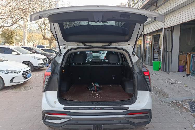 Used Geely Auto FX11 2024 1.5TD DCT Dragon Edition Trunk