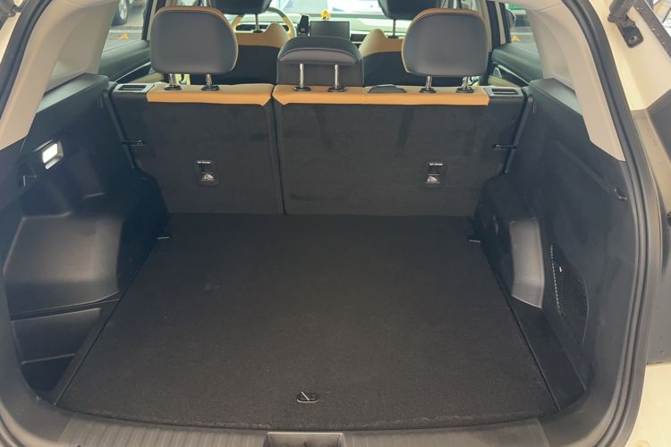 Used Geely Auto FX11 2024 1.5TD DCT Prestige Edition Trunk