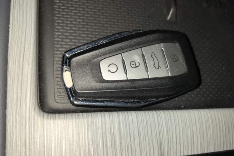 Used Geely Auto FX11 2024 1.5TD DCT Prestige Edition Vehicle Key