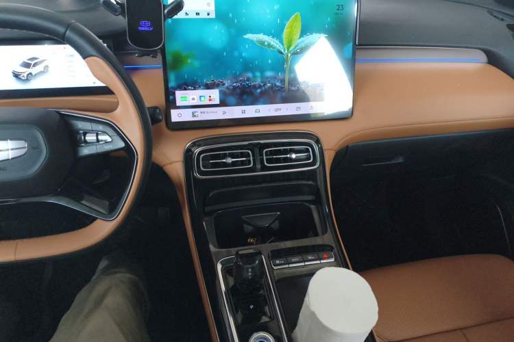 Used Geely Auto FX11 2025 4th Generation 1.5TD DCT - Shanhe Audio And AC Panel