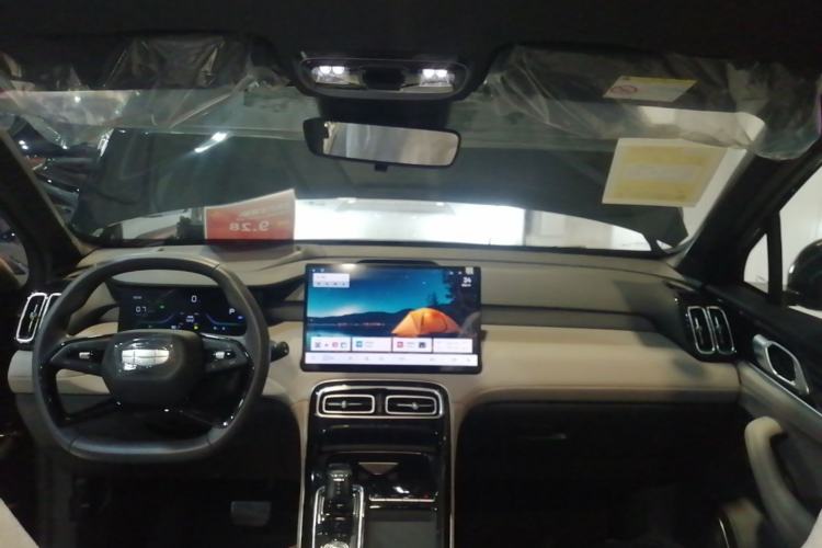 Used Geely Auto FX11 2025 4th Generation 1.5TD DCT – The Start Center Console