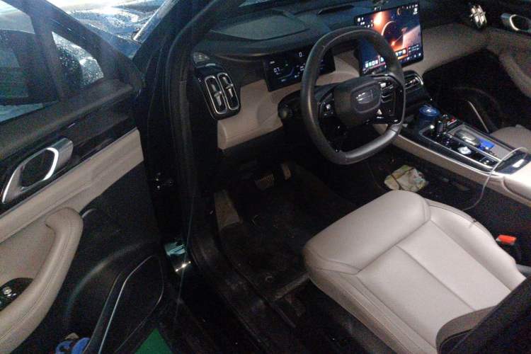 Used Geely Auto FX11 2025 4th Generation 1.5TD DCT – The Start Driver Seat