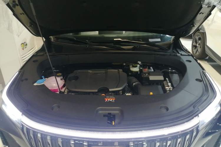 Used Geely Auto FX11 2025 4th Generation 1.5TD DCT – The Start Engine Bay