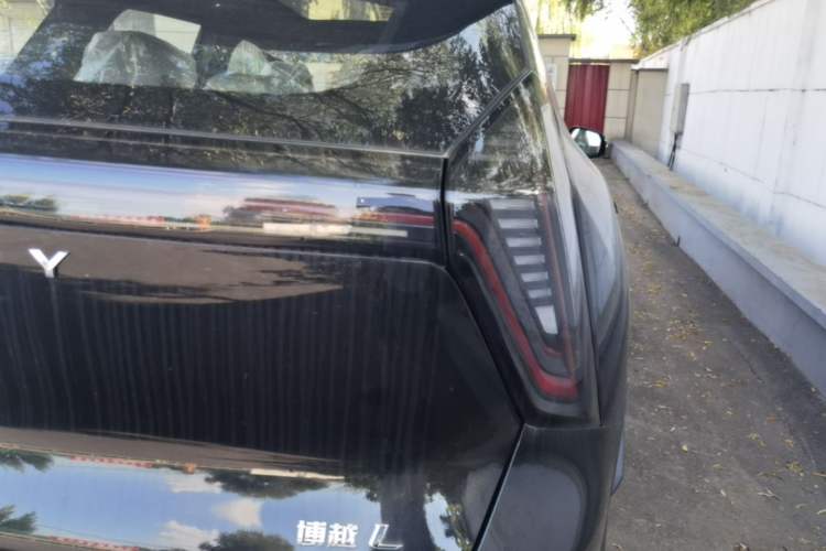 Used Geely Auto FX11 2025 4th Generation 1.5TD DCT – The Start Exterior 3
