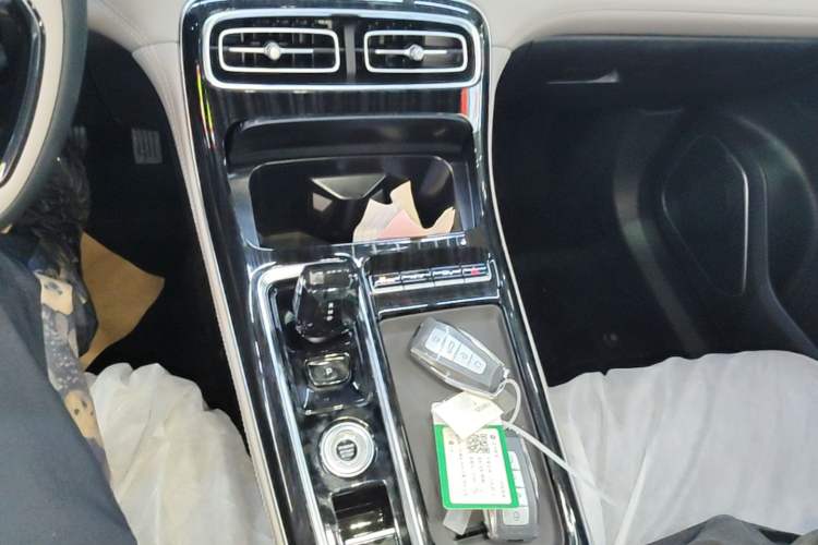 Used Geely Auto FX11 2025 4th Generation 1.5TD DCT - Shanhe Gear Lever
