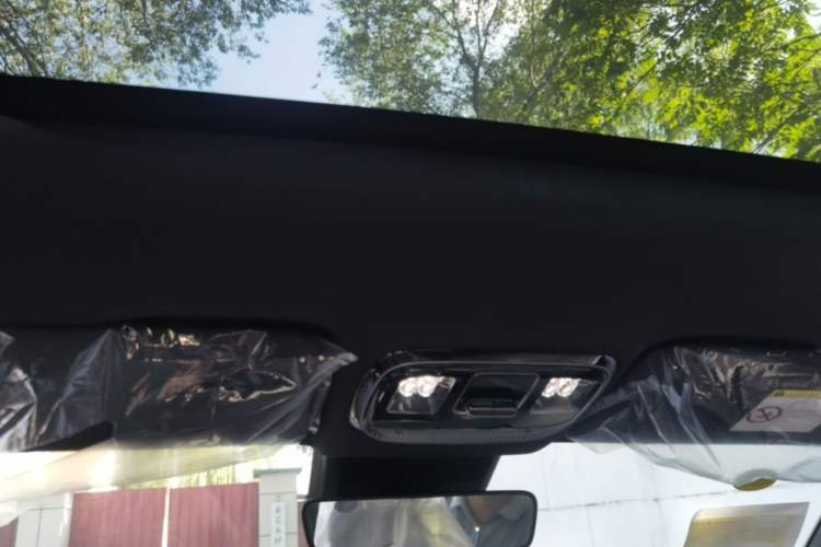 Used Geely Auto FX11 2025 4th Generation 1.5TD DCT – The Start Headliner