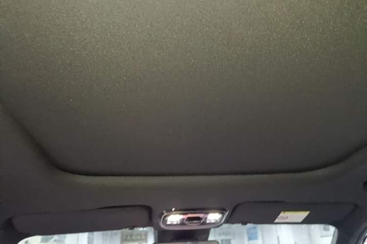 Used Geely Auto FX11 2025 4th Generation 1.5TD DCT – The Start Headliner