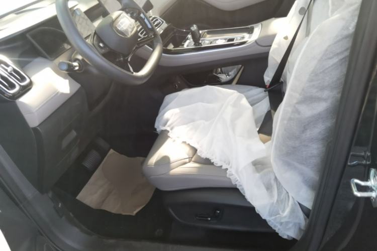 Used Geely Auto FX11 2025 4th Generation 1.5TD DCT – The Start Left Front Seat
