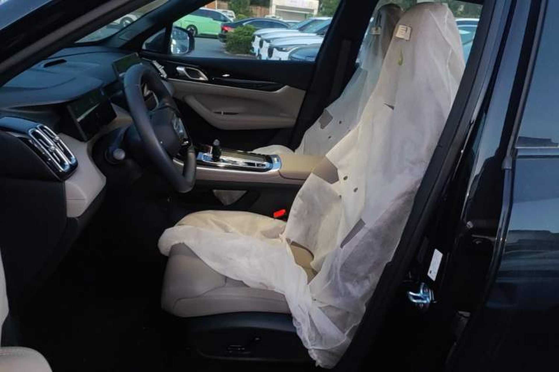 Used Geely Auto FX11 2025 4th Generation 1.5TD DCT – The Start Left Front Seat