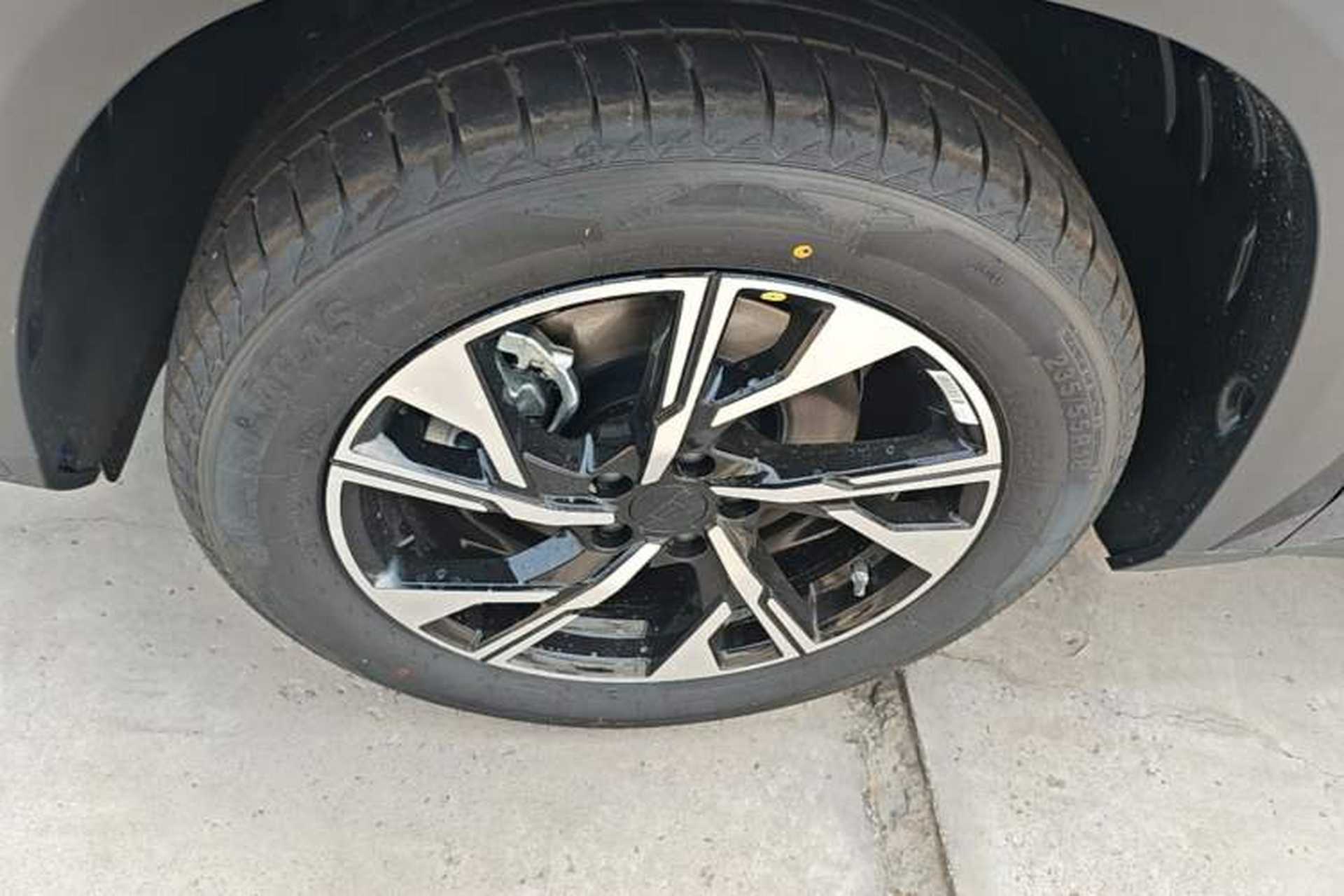 Used Geely Auto FX11 2025 4th Generation 1.5TD DCT – The Start Left Front Wheel Hub