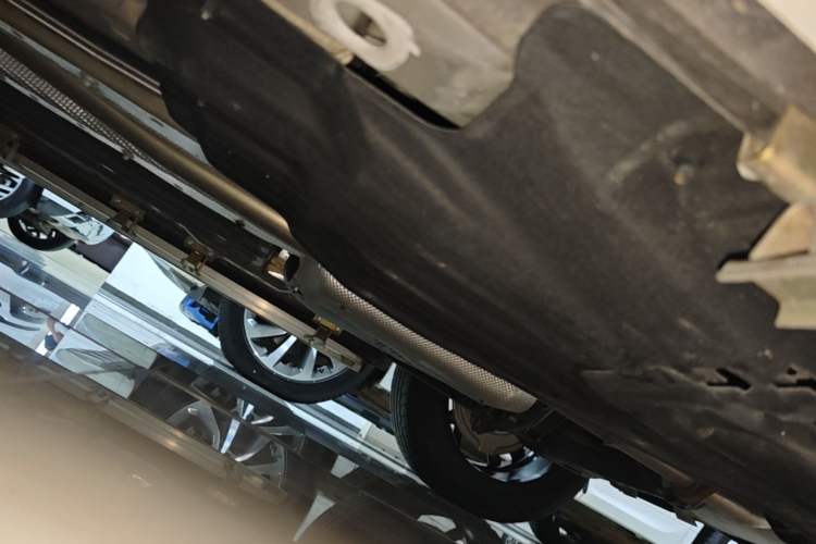 Used Geely Auto FX11 2025 4th Generation 1.5TD DCT – The Start Left Side Sill