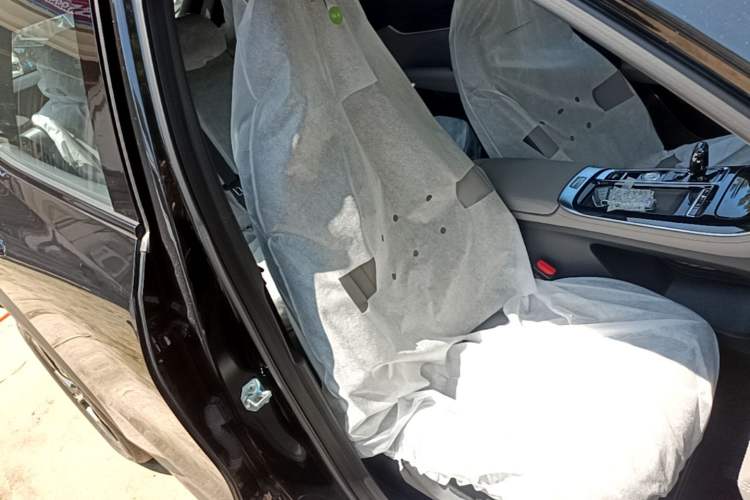 Used Geely Auto FX11 2025 4th Generation 1.5TD DCT – The Start Right Front Seat