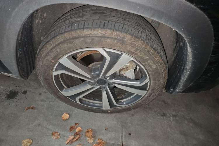 Used Geely Auto FX11 2025 4th Generation 1.5TD DCT - Shanhe Right Front Wheel Hub