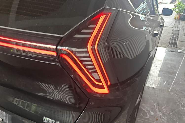 Used Geely Auto FX11 2025 4th Generation 1.5TD DCT - Shanhe Right Rear Taillight