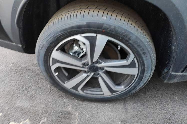 Used Geely Auto FX11 2025 4th Generation 1.5TD DCT - Shanhe Right Rear Wheel Hub