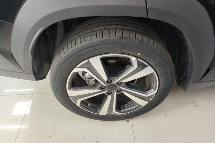Used Geely Auto FX11 2025 4th Generation 1.5TD DCT - Shanhe Right Rear Wheel Hub