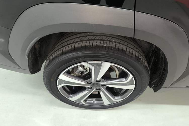 Used Geely Auto FX11 2025 4th Generation 1.5TD DCT - Shanhe Right Rear Wheel Hub