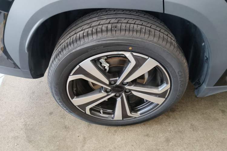 Used Geely Auto FX11 2025 4th Generation 1.5TD DCT - Shanhe Right Rear Wheel Hub