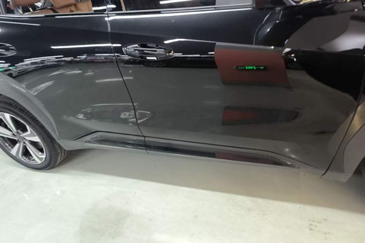 Used Geely Auto FX11 2025 4th Generation 1.5TD DCT - Shanhe Right Side Sill