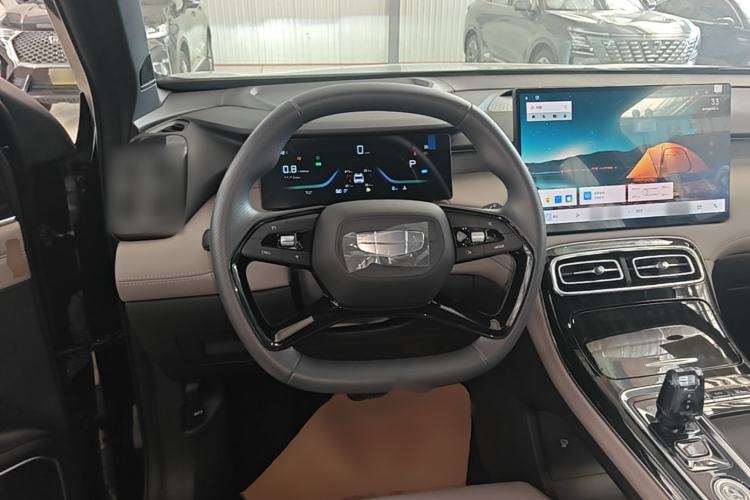Used Geely Auto FX11 2025 4th Generation 1.5TD DCT – The Start Steering Wheel