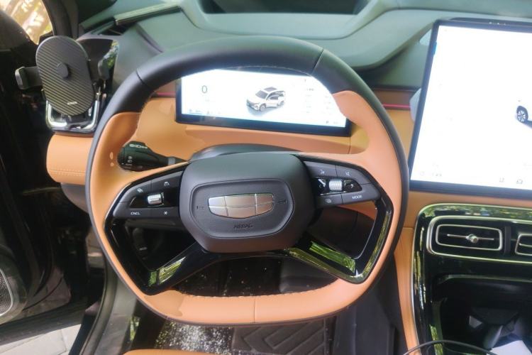 Used Geely Auto FX11 2025 4th Generation 1.5TD DCT Jinxiu Steering Wheel