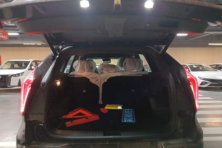 Used Geely Auto FX11 2025 4th Generation 1.5TD DCT – The Start Trunk