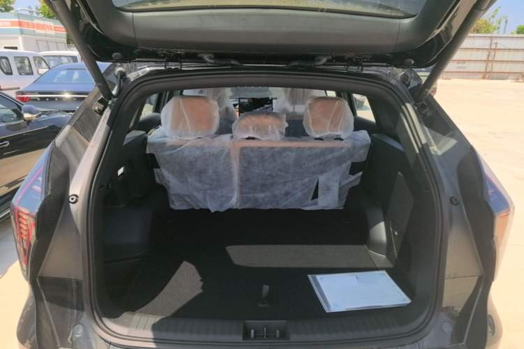 Used Geely Auto FX11 2025 4th Generation 1.5TD DCT - Shanhe Trunk