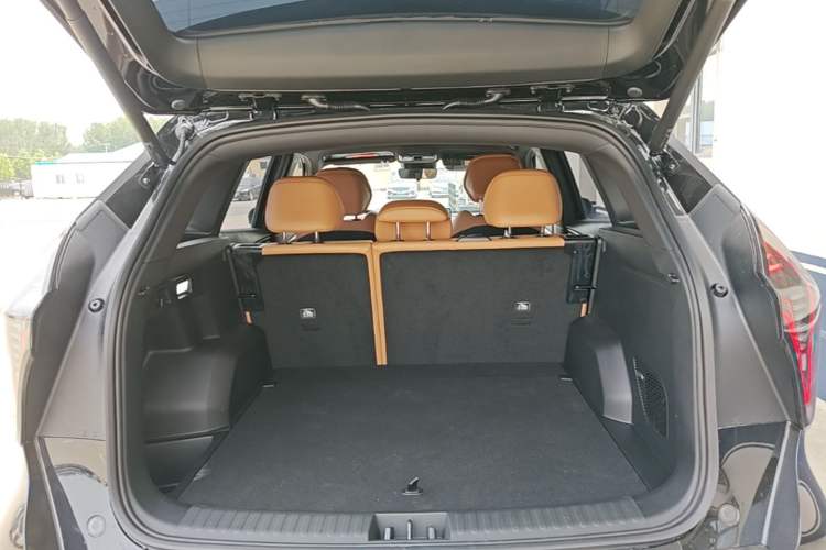 Used Geely Auto FX11 2025 4th Generation 1.5TD DCT - Shanhe Trunk