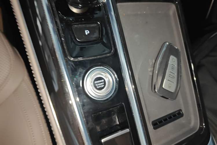 Used Geely Auto FX11 2025 4th Generation 1.5TD DCT - Shanhe Vehicle Key