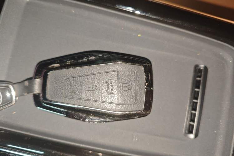 Used Geely Auto FX11 2025 4th Generation 1.5TD DCT - Shanhe Vehicle Key