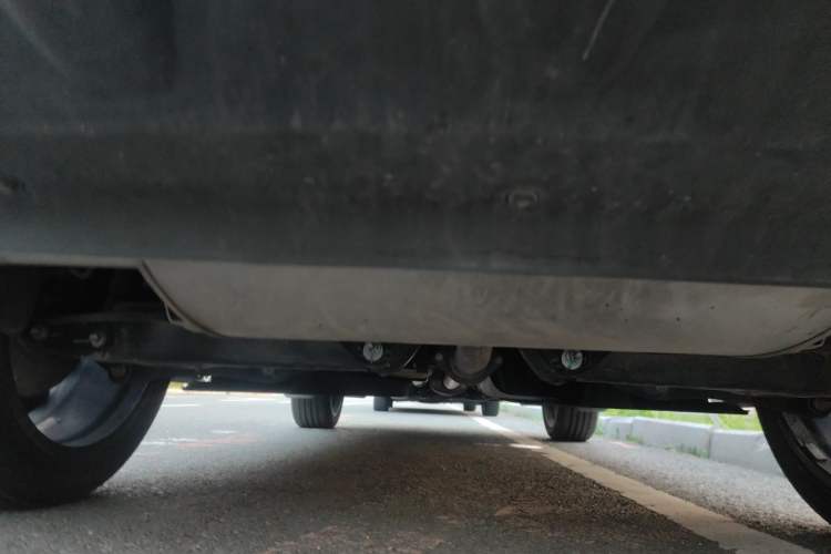 Used Geely Auto FX11 2025 4th Generation 1.5TD DCT Jinxiu Chassis Rear