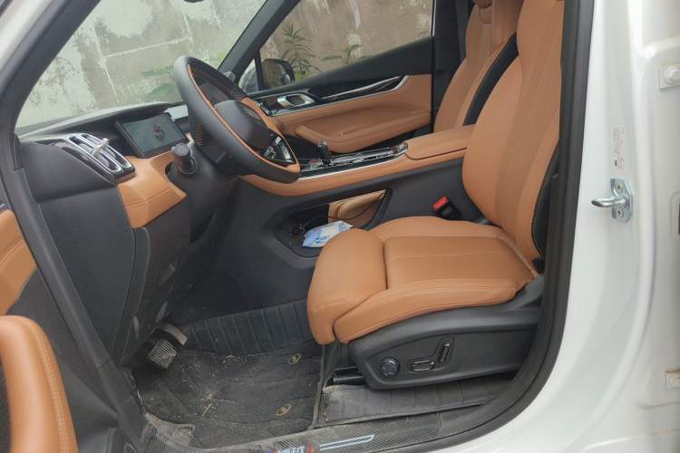 Used Geely Auto FX11 2025 4th Generation 1.5TD DCT Jinxiu Left Front Seat