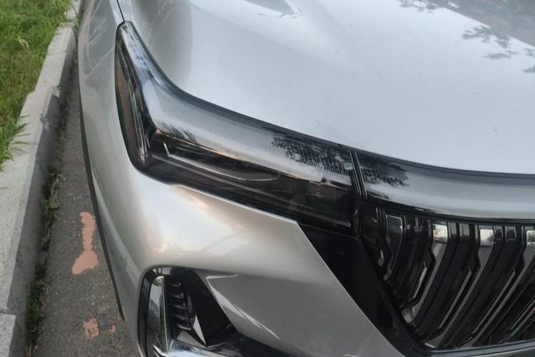Used Geely Auto FX11 2025 4th Generation 1.5TD DCT Jinxiu Right Front Headlight
