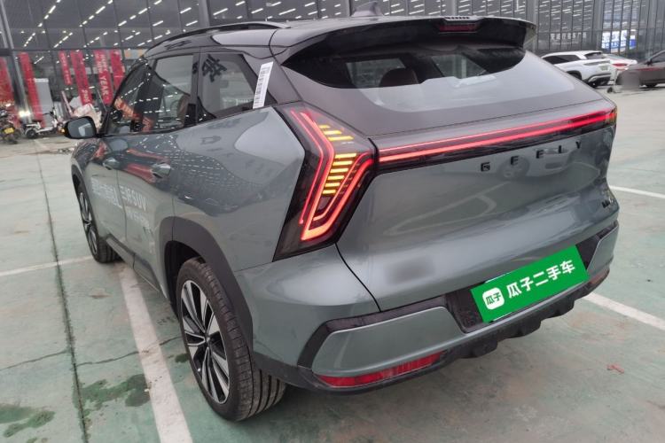 Used Geely Auto FX11 2025 4th Generation 1.5TD DCT Jinxiu Exterior 2