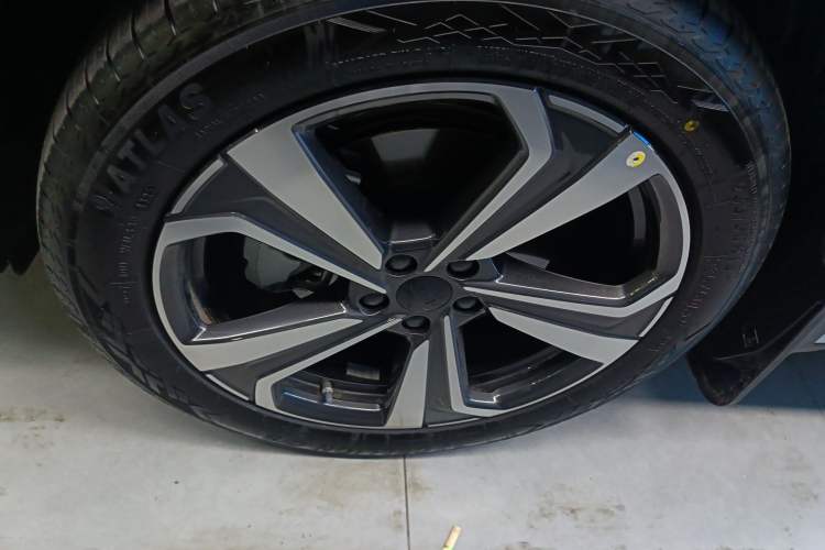 Used Geely Auto FX11 2025 4th Generation 1.5TD DCT - Shanhe Exterior 4
