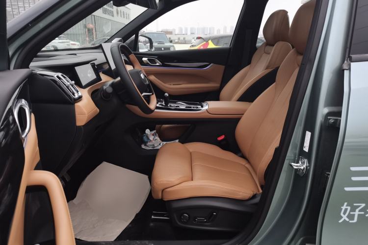 Used Geely Auto FX11 2025 4th Generation 1.5TD DCT Jinxiu Left Front Seat