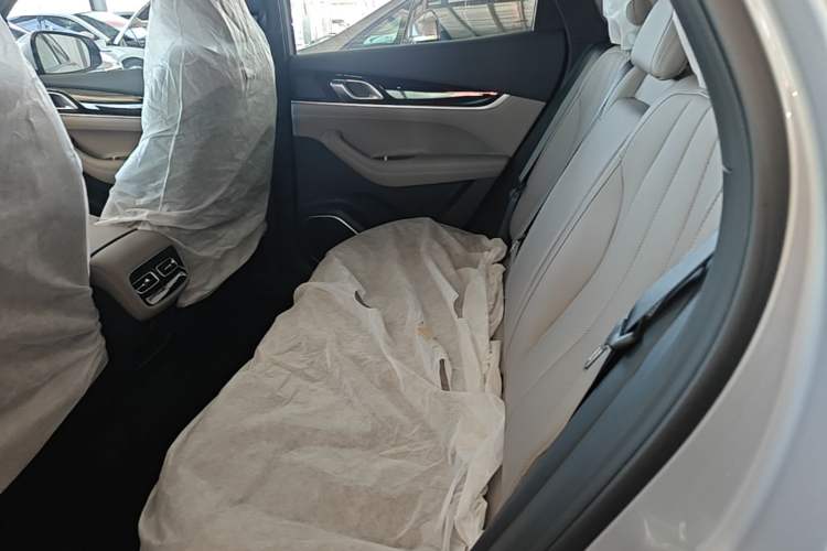 Used Geely Auto FX11 2025 4th Generation 1.5TD DCT – The Start Left Rear Seat