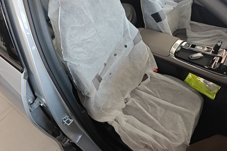 Used Geely Auto FX11 2025 4th Generation 1.5TD DCT – The Start Right Front Seat