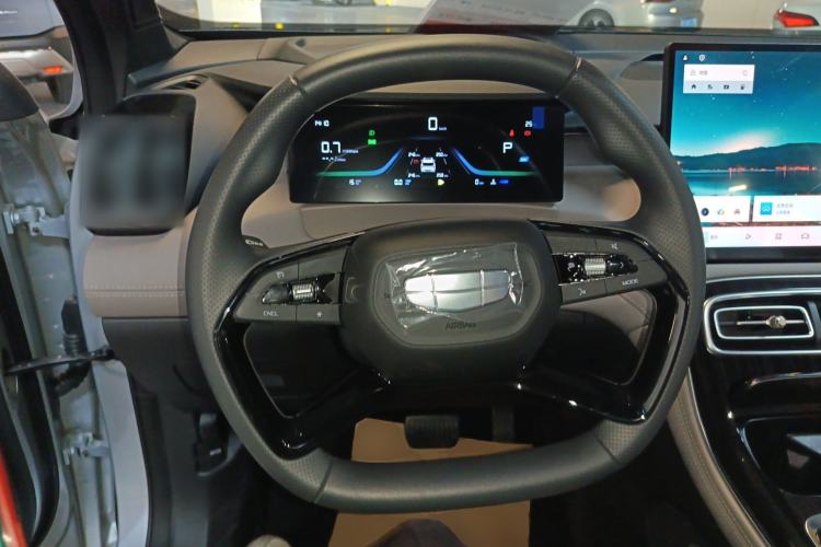 Used Geely Auto FX11 2025 4th Generation 1.5TD DCT – The Start Steering Wheel