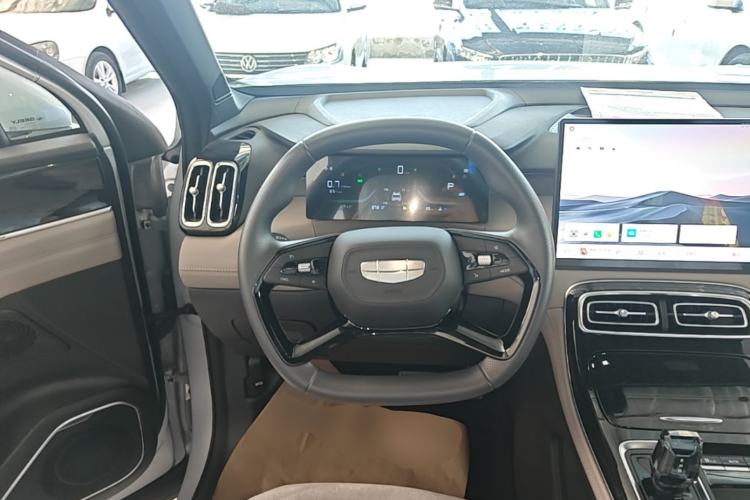 Used Geely Auto FX11 2025 4th Generation 1.5TD DCT – The Start Steering Wheel