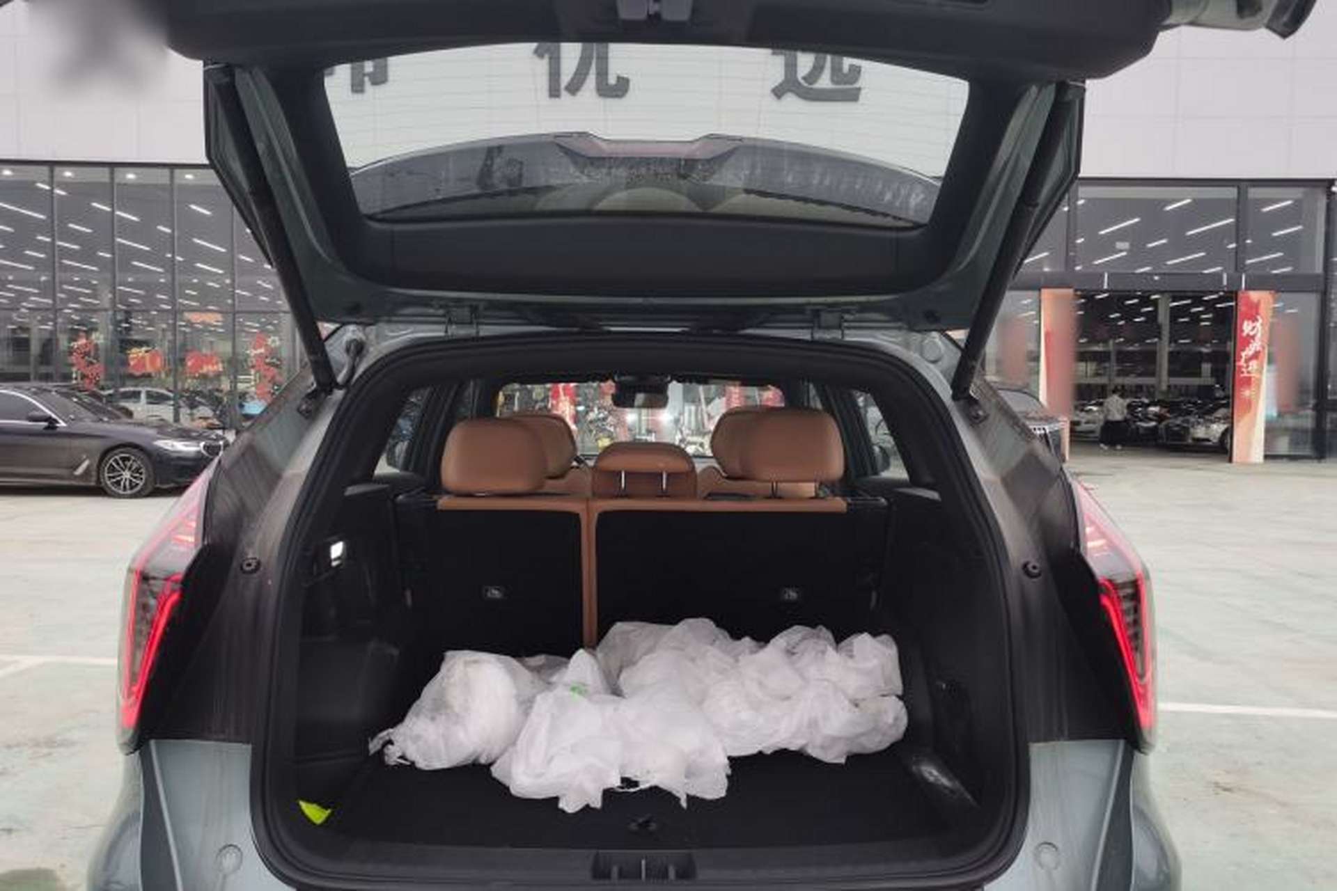 Used Geely Auto FX11 2025 4th Generation 1.5TD DCT Jinxiu Trunk