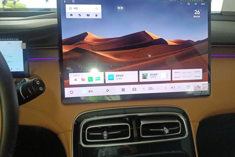 Used Geely Auto FX11 2025 4th Generation 1.5TD DCT Jinxiu Audio And AC Panel