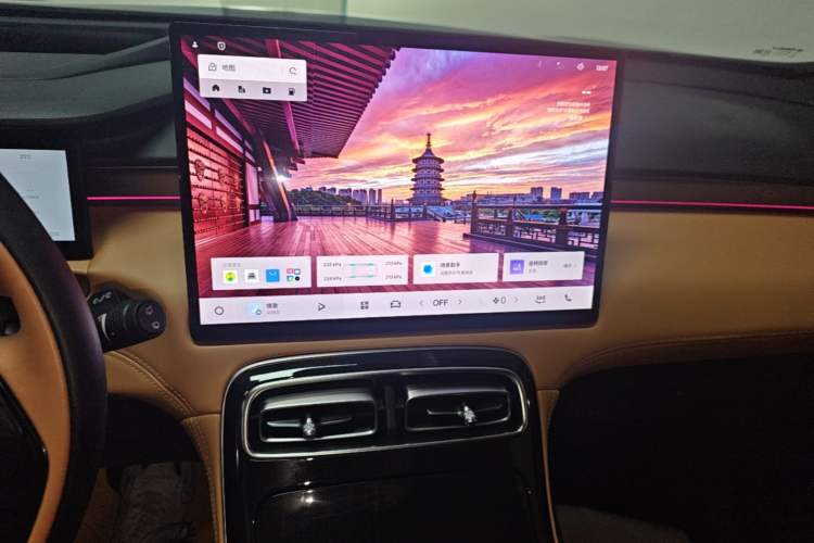 Used Geely Auto FX11 2025 4th Generation 1.5TD DCT Jinxiu Audio And AC Panel