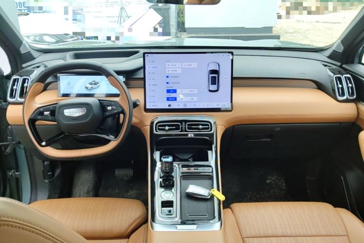 Used Geely Auto FX11 2025 4th Generation 1.5TD DCT Jinxiu Center Console