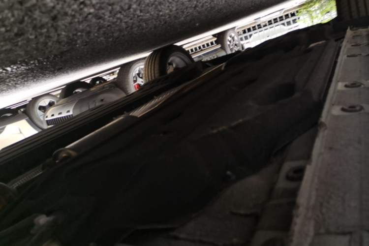 Used Geely Auto FX11 2025 4th Generation 1.5TD DCT Jinxiu Chassis Front Right
