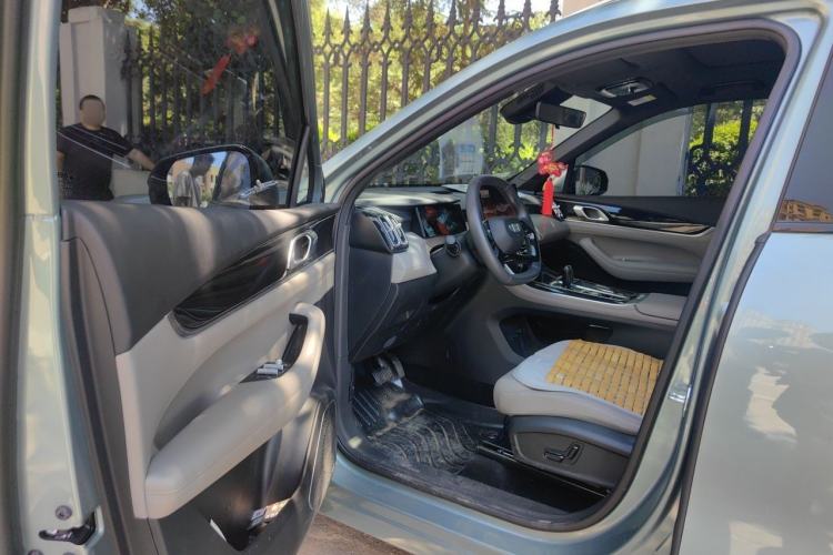 Used Geely Auto FX11 2025 4th Generation 1.5TD DCT – The Start Driver Seat