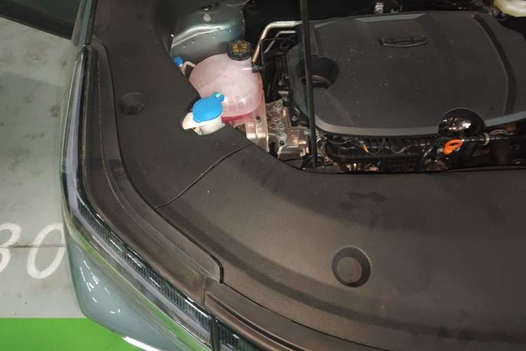 Used Geely Auto FX11 2025 4th Generation 1.5TD DCT - Shanhe Engine Bay Right
