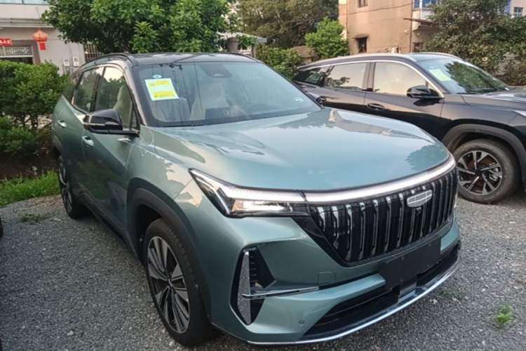 Used Geely Auto FX11 2025 4th Generation 1.5TD DCT Jinxiu Front Right 45 Deg