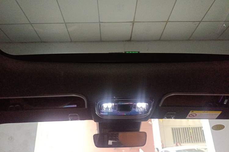 Used Geely Auto FX11 2025 4th Generation 1.5TD DCT Jinxiu Headliner